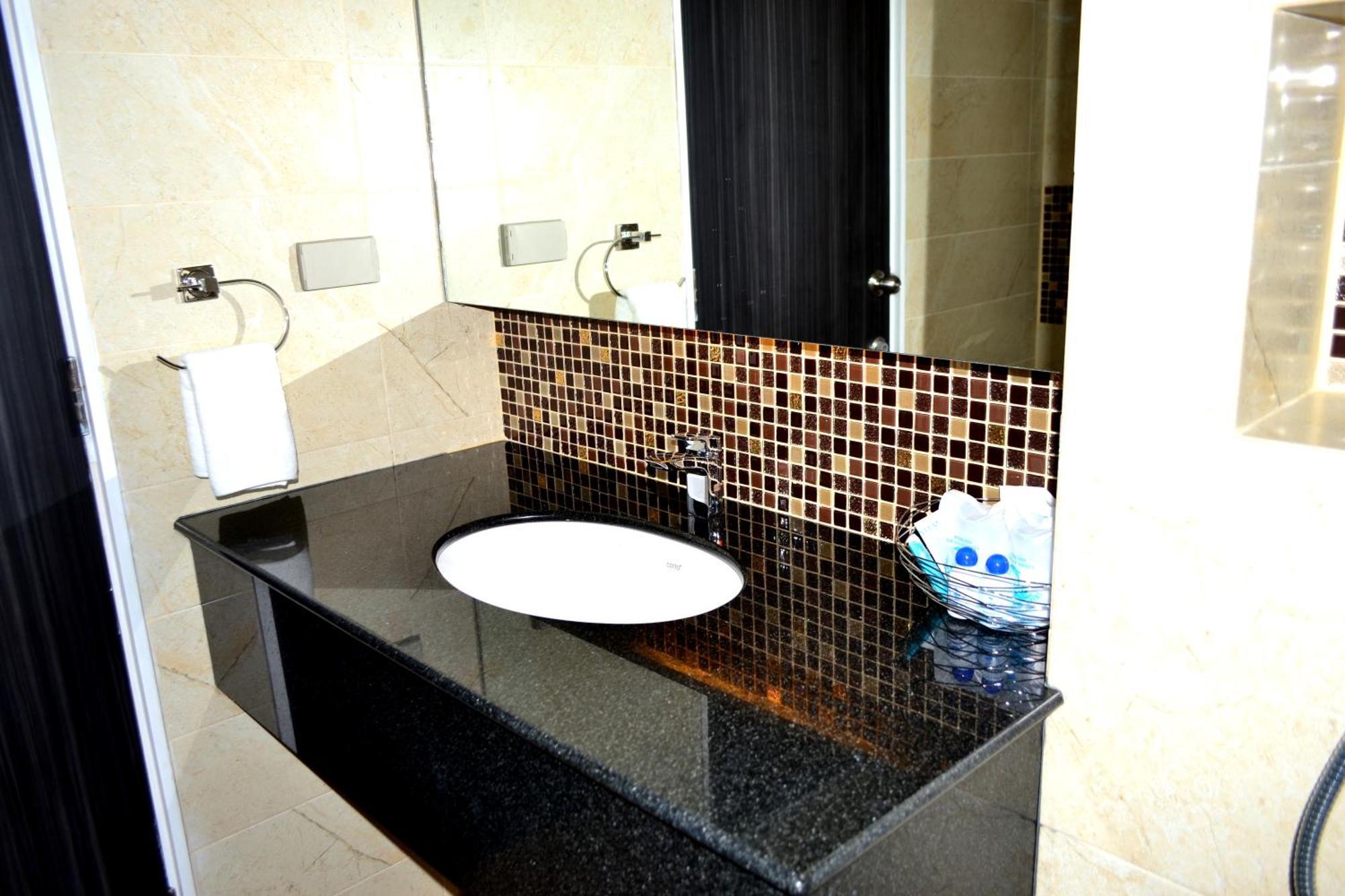 פאטאיה Flipper Lodge Hotel - Sha Extra Plus מראה חיצוני תמונה