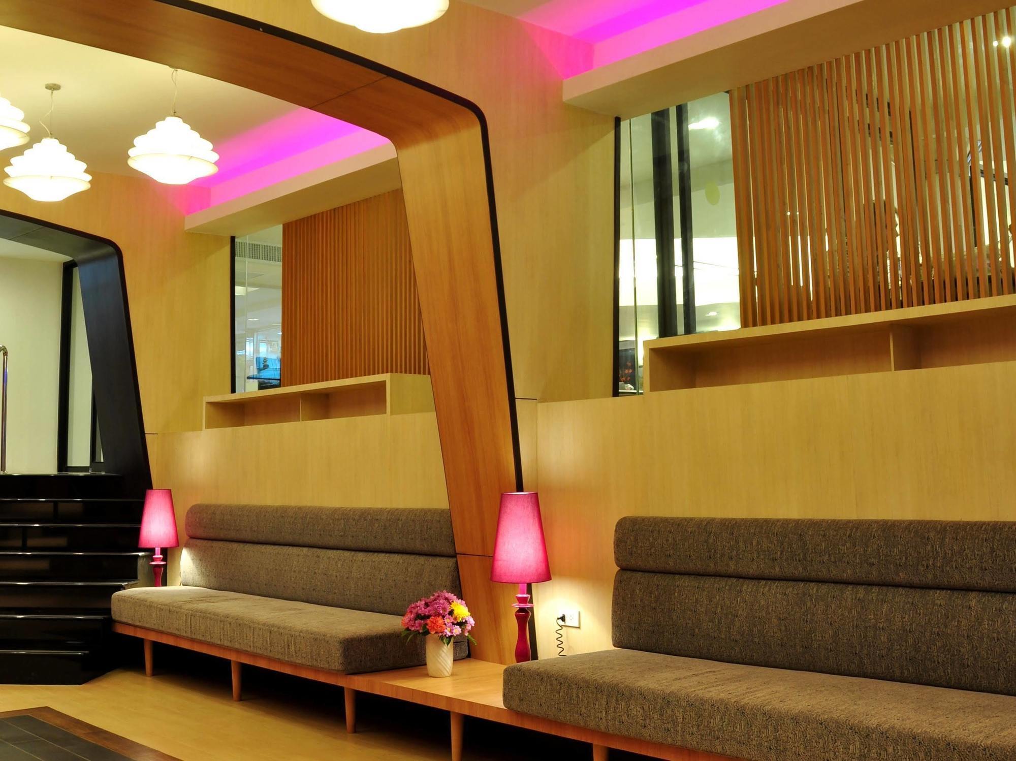 פאטאיה Flipper Lodge Hotel - Sha Extra Plus מראה חיצוני תמונה