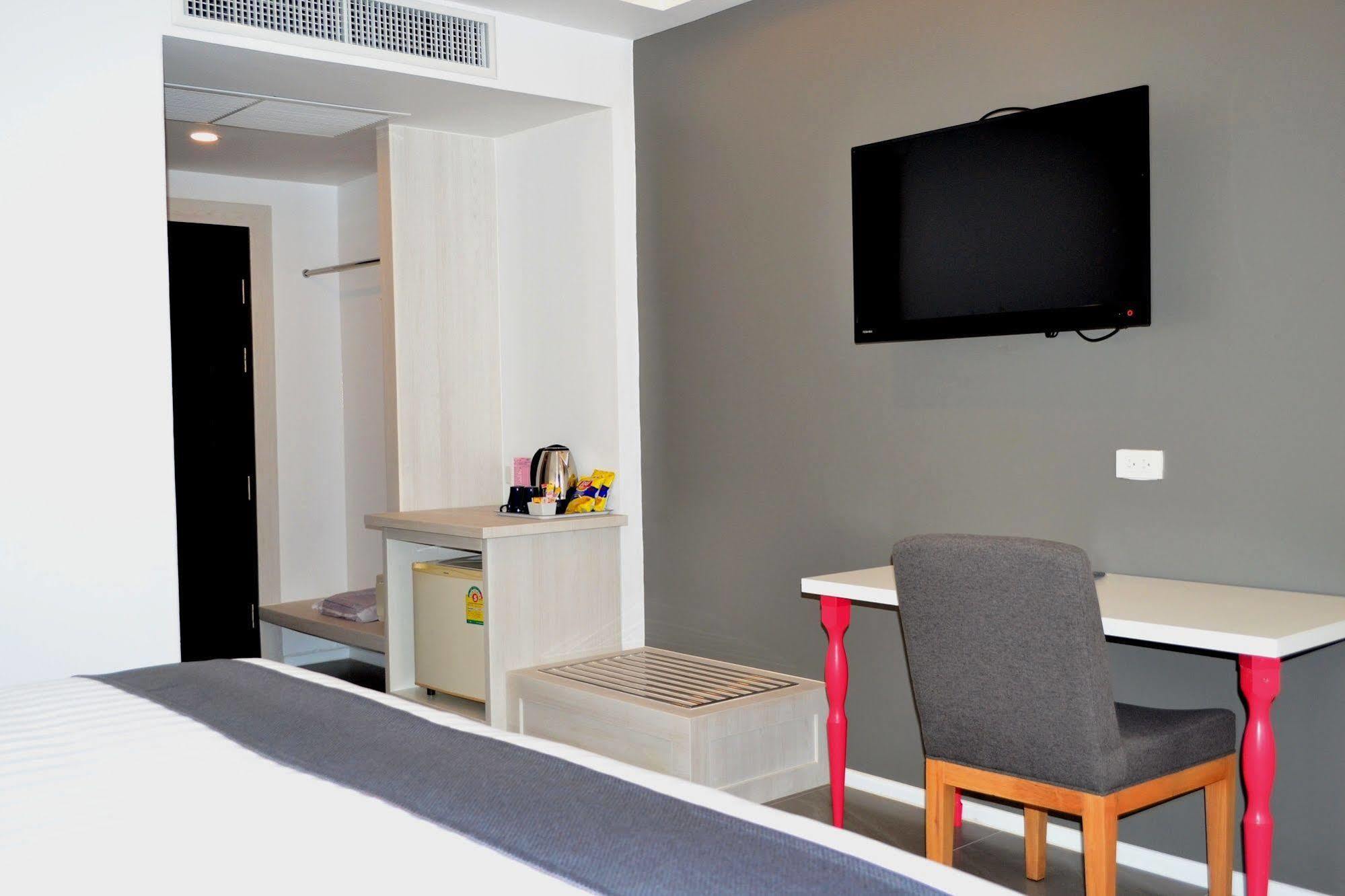 פאטאיה Flipper Lodge Hotel - Sha Extra Plus מראה חיצוני תמונה